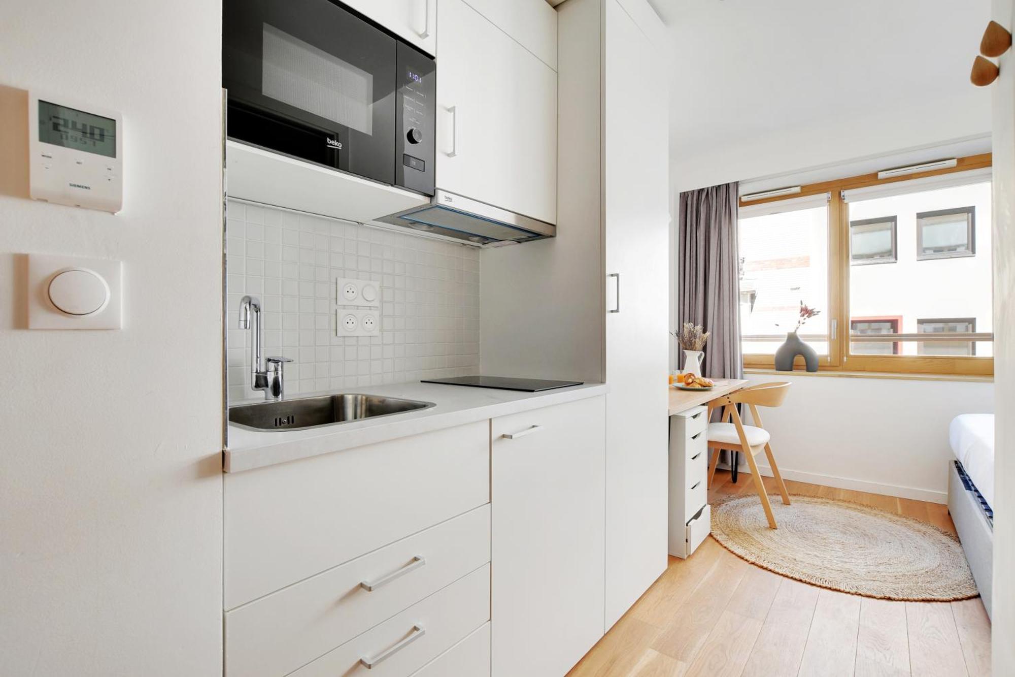 Comfort In A Premium Residence- Sport Rooftop Apartment *